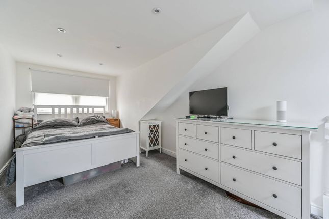 Terraced house for sale in Iveley Road, Clapham Old Town, London