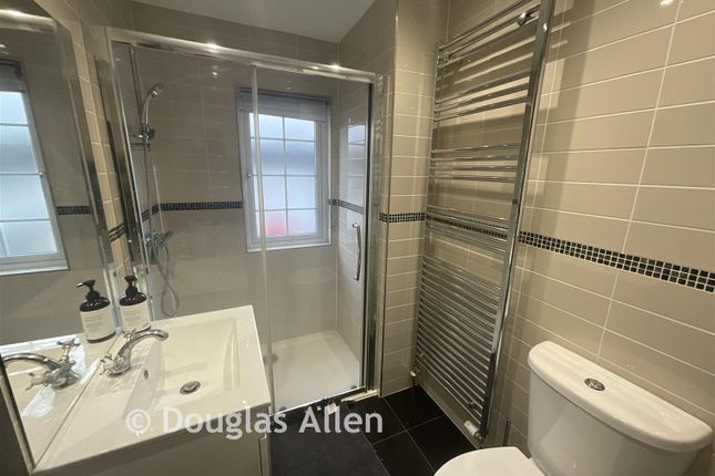Dunton View, Lower Dunton Road, Brentwood photo 3