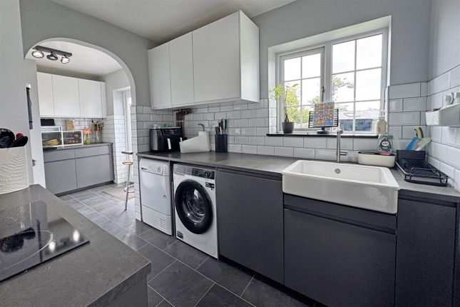 19, Pathfield, Chiddingfold photo 4
