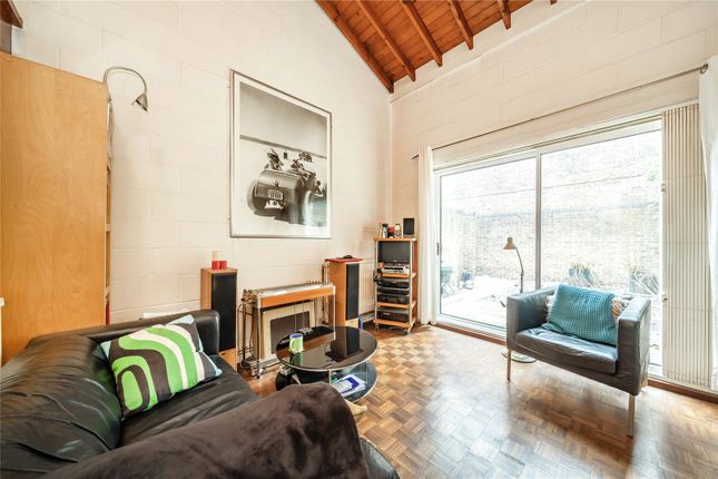 28, Pennethorne Close, London photo 3