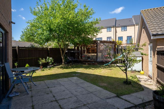 10 Kelvin Drive, Haverhill photo 4