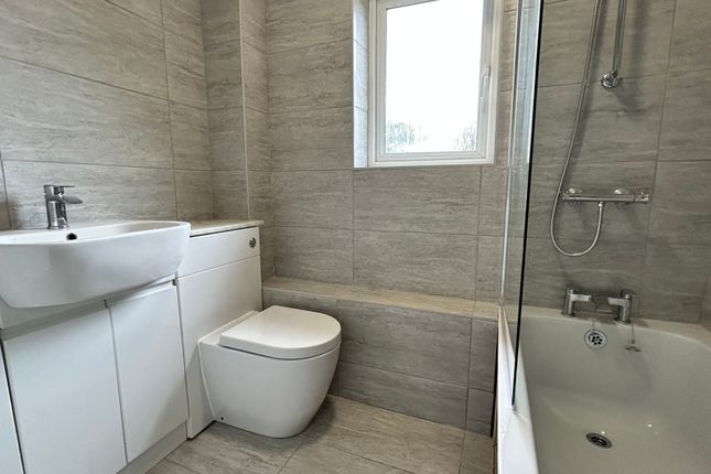 Flat 6, Elmhurst Harrowby Drive, Newcastle photo 4