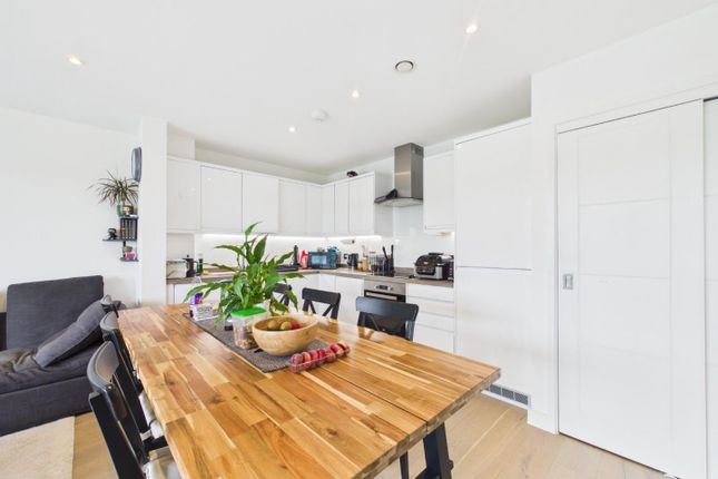 Flat 54, Kenmore place, Leacon Road, Ashford photo 4