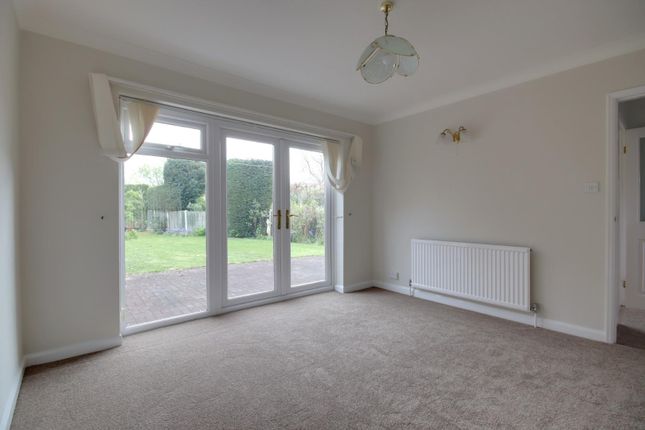 50, Ashwood Way, Gloucester photo 4