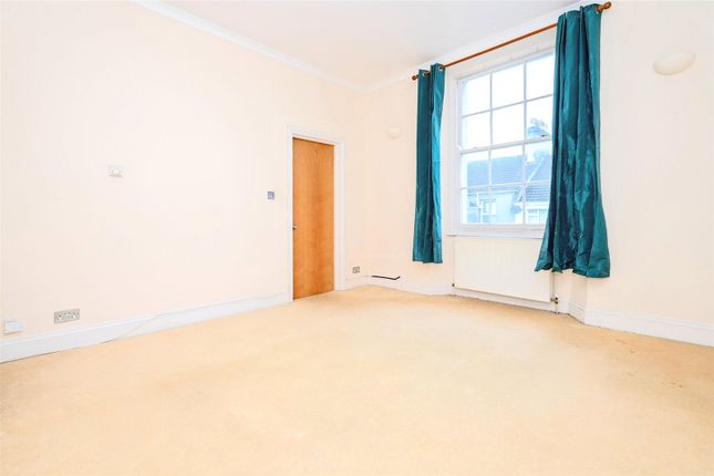Flat for sale in Embankment Road, Plymouth