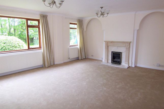 Property to rent in Rosehill, Claygate, Esher