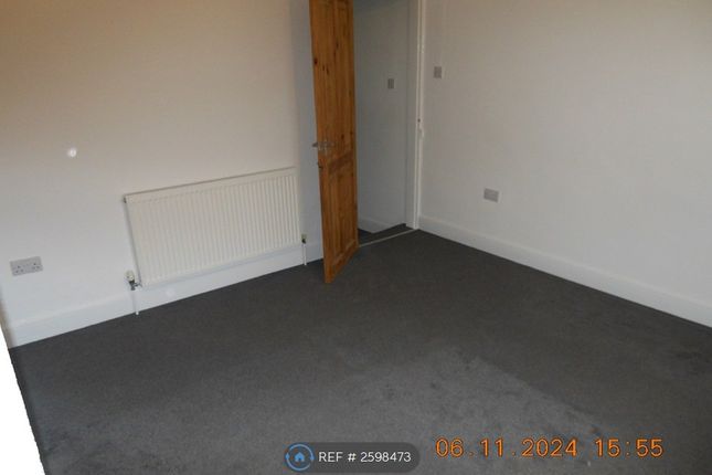 Front Double Bedroom