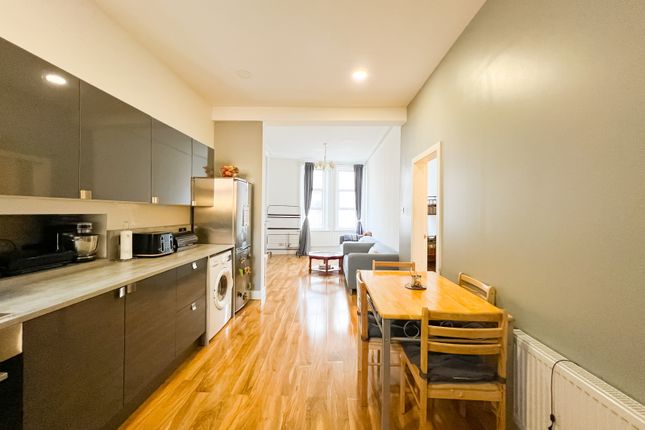 Flat for sale in Park Parade, London