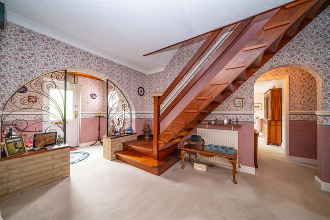 Oakdene, 256, Dunstable Road, Studham photo 2