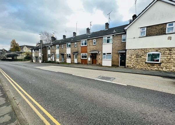 Thumbnail Terraced house for sale in East Street, Stamford