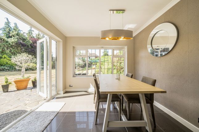 23, Boxgrove Avenue, Surrey photo 4