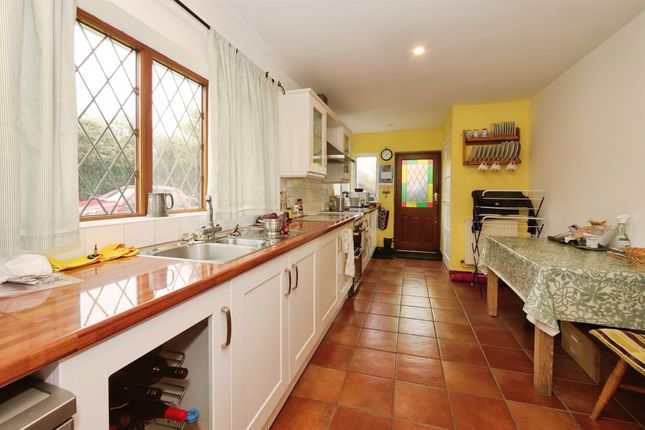 Waun Bant Road, Bridgend photo 3