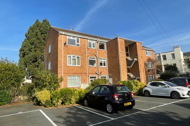 Thumbnail Flat for sale in Andover Road, Cheltenham