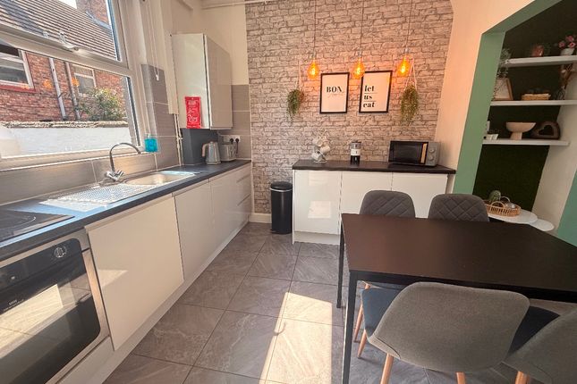 13 Bevington Street, Liverpool photo 4