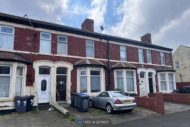 Thumbnail Flat to rent in Clevedon Road, Blackpool