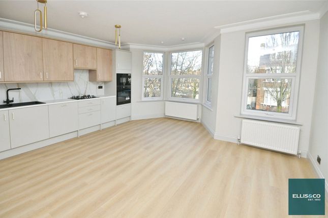 First & Second Floor Flat, 4, Mountfield Road, Finchley photo 3