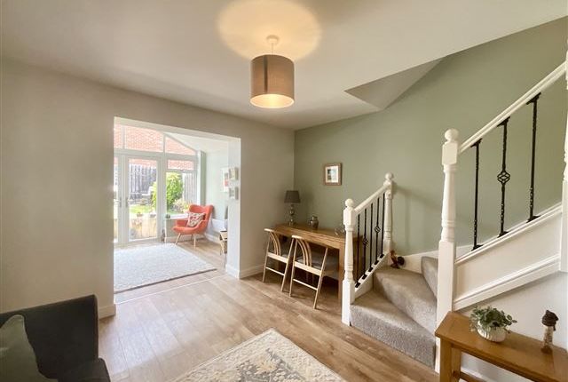 36, Parklands View Aston, Sheffield photo 4