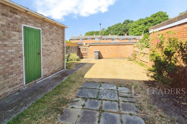 66, Wykeham Field, Fareham photo 4