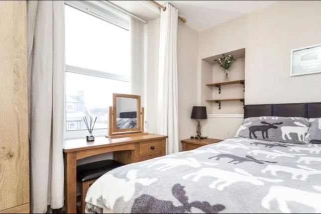75, High Street, Flat 2, Inverurie photo 5