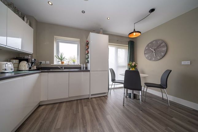 Flat for sale in Hansell Gardens, St. Albans