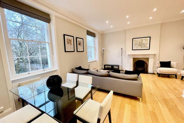 Flat for sale in St. Georges Square, Pimlico, London