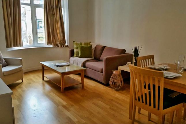 Flat to rent in Grove End Road, London