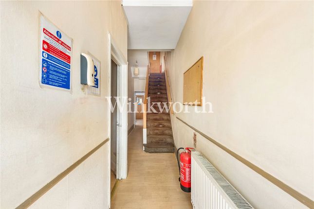 41, Cranleigh Road, London photo 4