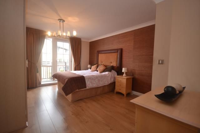 Riverside House, Reading photo 5