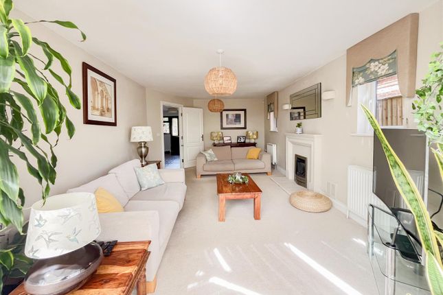 4, Thorntree Close, Heathfield photo 3