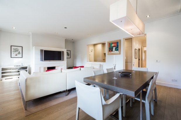 Thumbnail Flat to rent in 8 Palace Court, London