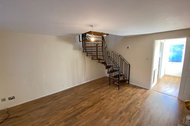 14, Redlake Drive, TAUNTON photo 3