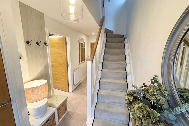 55, Meadow Acre Road, Honiton photo 4