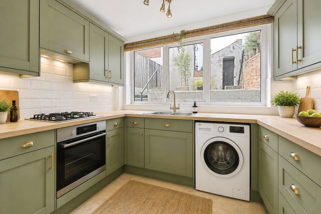 44, High Street, Castle Donington photo 5