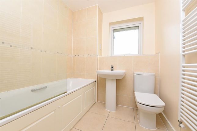 Flat for sale in St. Catherines Close, London