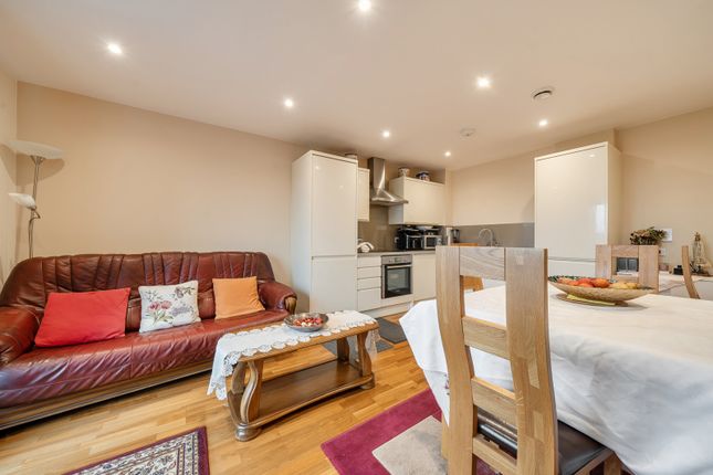 Flat 24, Horizon House,, Azalea Drive, Kent photo 3