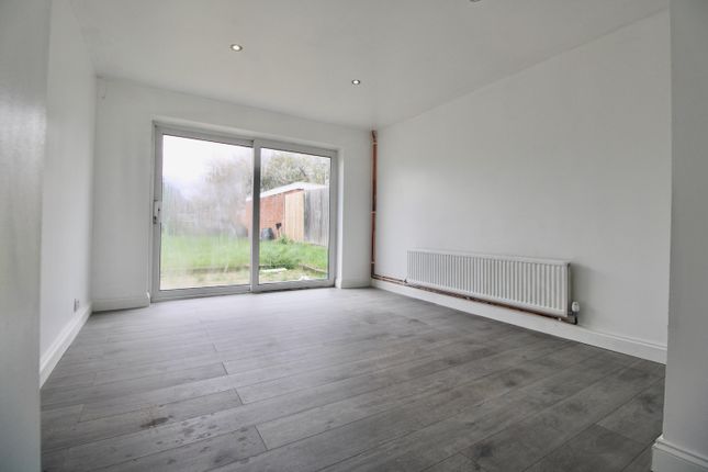 34, Butler Close, Leicester photo 5