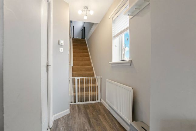 16, Inglewood Crescent, Renfrewshire photo 2