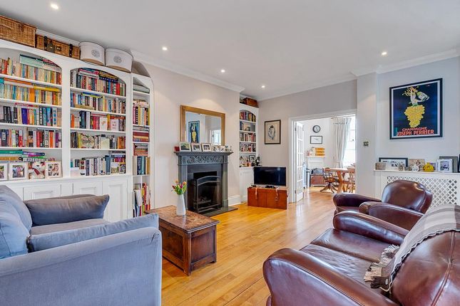 Thumbnail Flat for sale in Kings Court Mansions, 721 Fulham Road, London