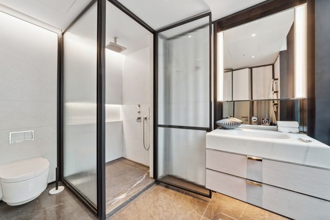 Flat for sale in Hanover Square, Mayfair