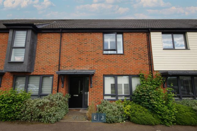 Thumbnail Terraced house for sale in Park View, Chigwell
