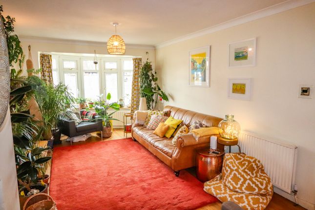 268a, Cooden Drive, Bexhill-on-Sea photo 3