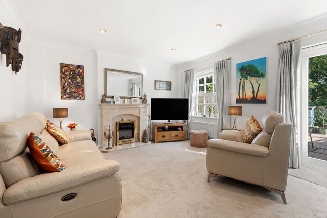 7 Village Mews, Prestbury photo 4