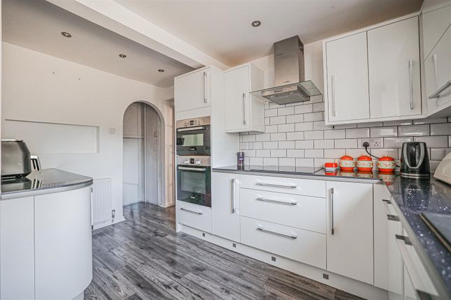 13, Austins Mead, Hemel Hempstead photo 4