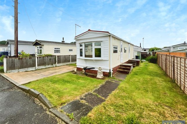 Hockley Mobile Homes, Lower Road, Hockley, Essex SS5, 1 bedroom mobile