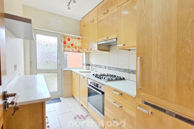 5, Strathmore Road, Doncaster photo 3