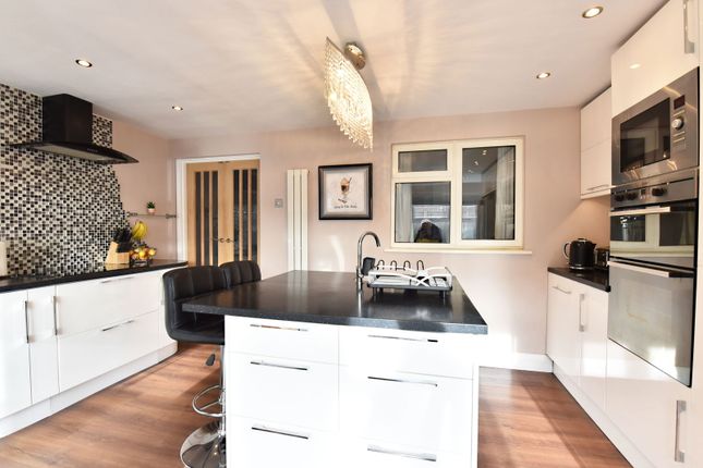 1, Elmwood Road, Stourbridge photo 4