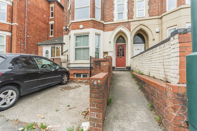 Room 2, Flat 3, 13, Noel Street, Nottingham photo 3