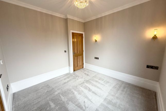 Apartment 3 Carlton House, Sandy Walk,, Wakefield photo 3