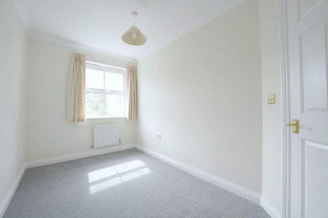 End terrace house to rent in Chestnut Place, Sydenham, London