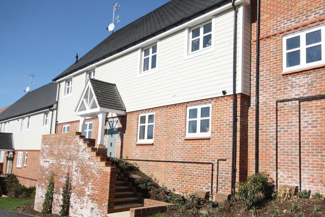 Thumbnail Flat to rent in Consort Drive, Leatherhead